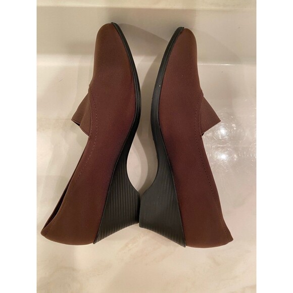 George Comfort Start Slipon Womans Brown Semi Wedge Heels Stylish size 9 EUC - Picture 2 of 9